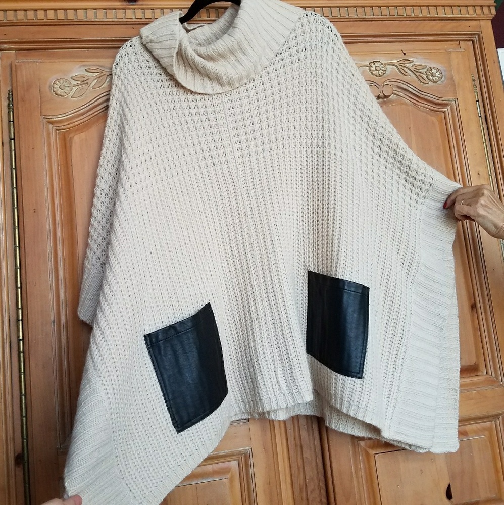 Fasion Union Knit Cowl Neck Pancho
